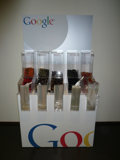 Il distributore di caramelle di Google